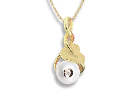 Diamond in a Pearl Pendant 14k White Gold For Cheap