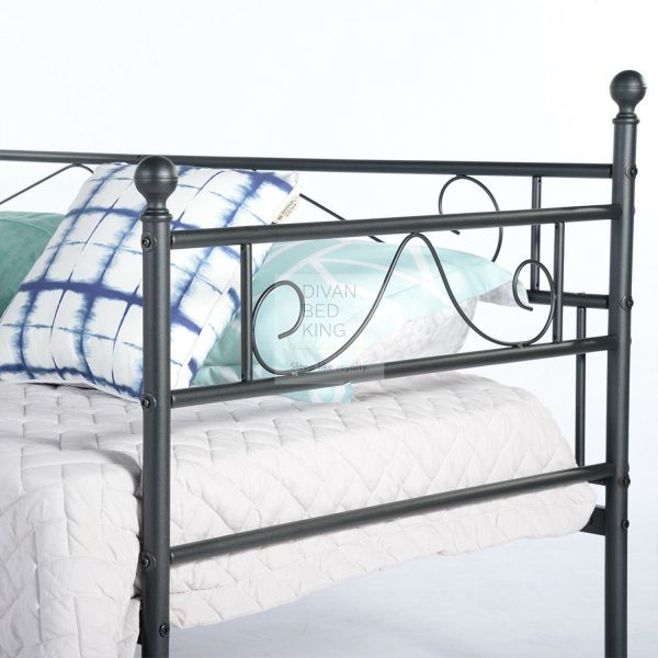 Alexis Daybed Black Metal Day Bed For Sale